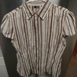 a.n.a Womens XL Short Sleeve Button Up Size XL!!